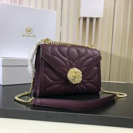 Picture of Michael Kors Lady Handbags _SKUfw106633715fw